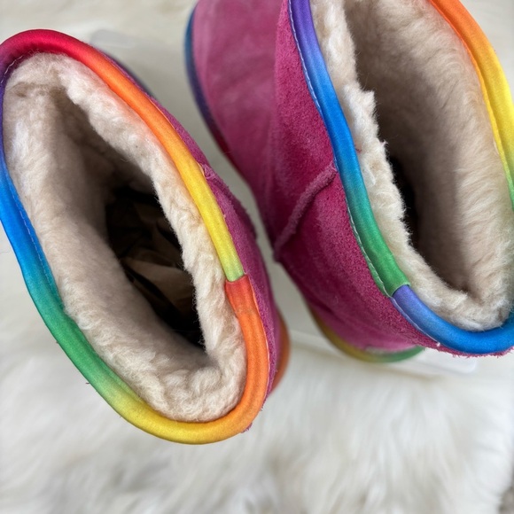 UGG pink Suede Boots with Rainbow Accents size 3 kids - Picture 10 of 11